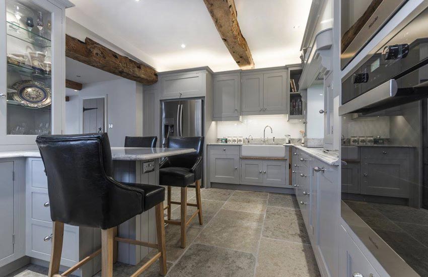 fitted kitchen